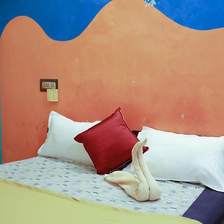 Shaman House Appartement Puducherry Buitenkant foto